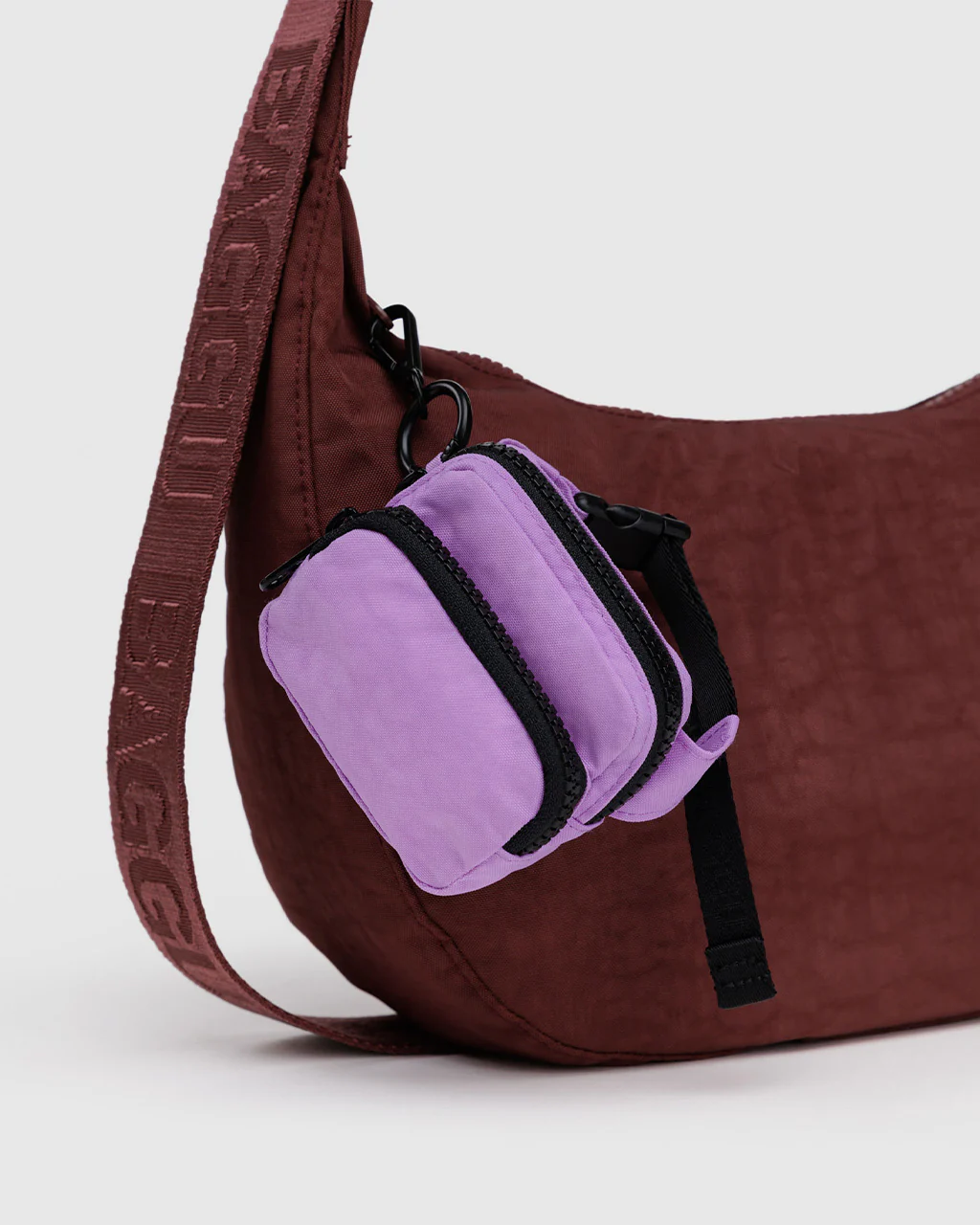 100-fanny-pack-charm-rose-1.webp