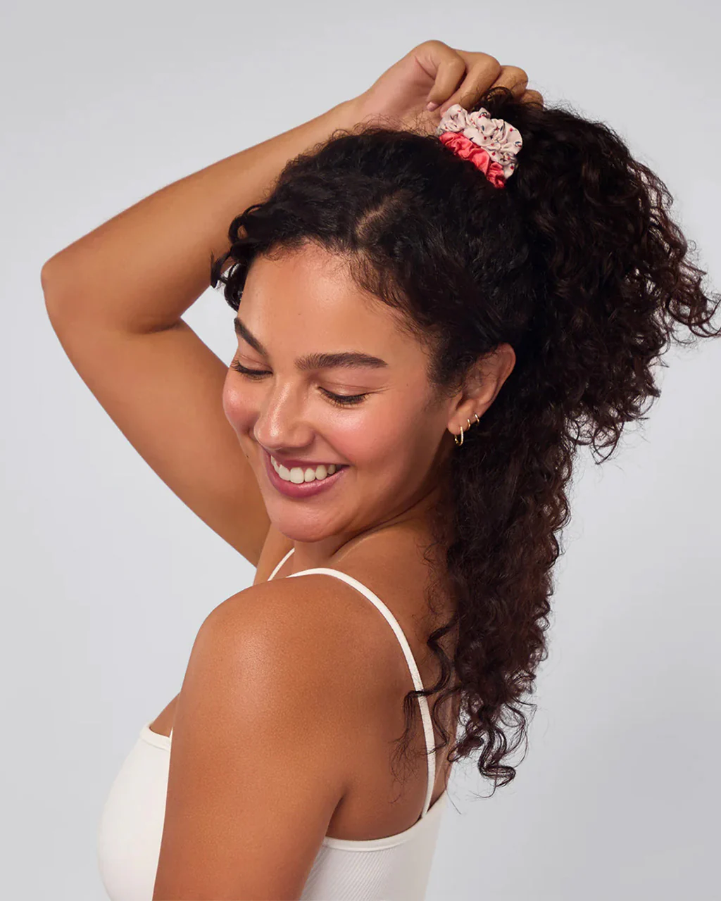 1084-cherry-blossom-ruched-satin-scrunchies-set-of-5-1.webp