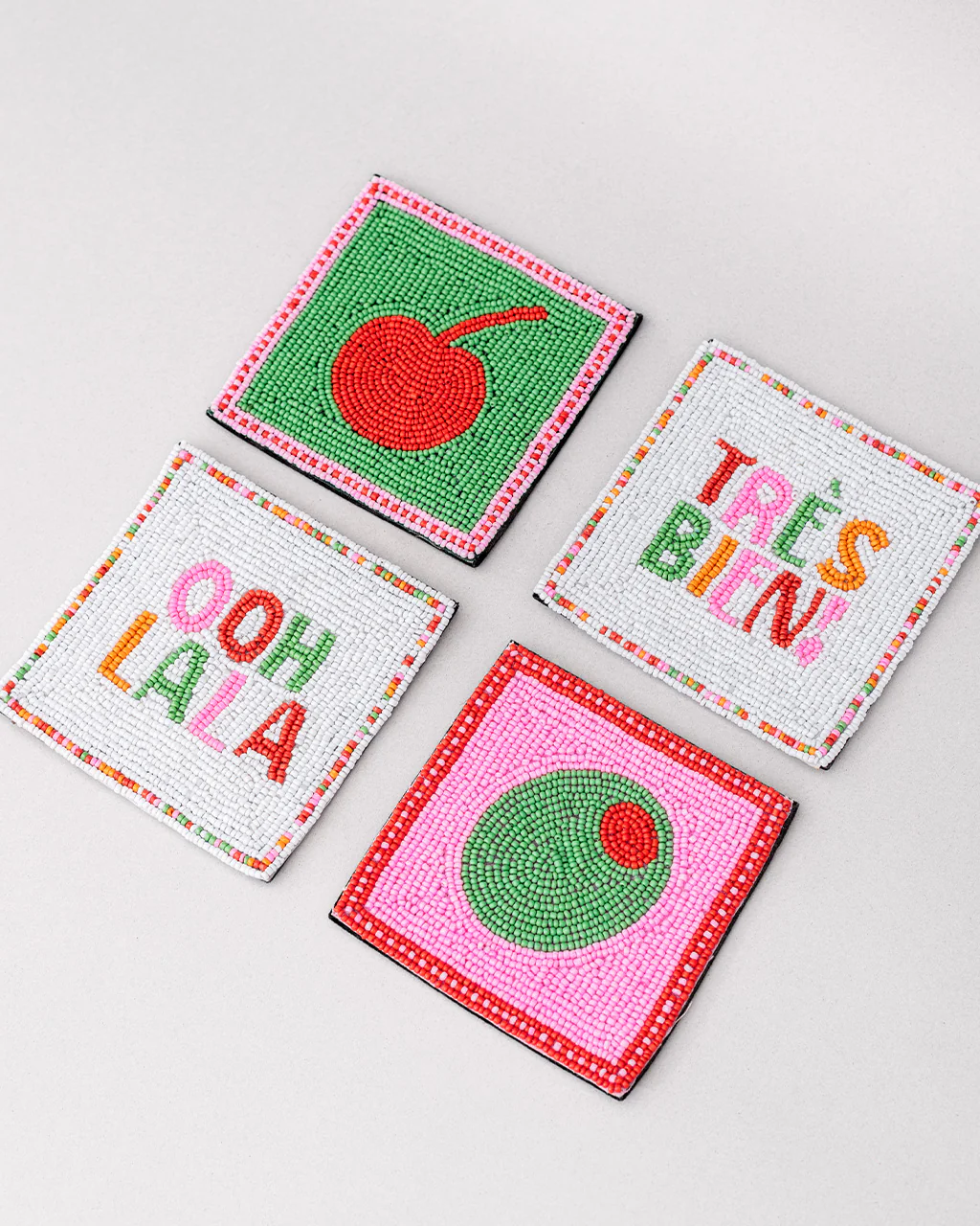 1824-cocktail-beaded-coaster-set-1.webp