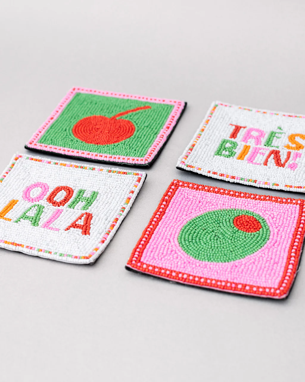1824-cocktail-beaded-coaster-set-1.webp