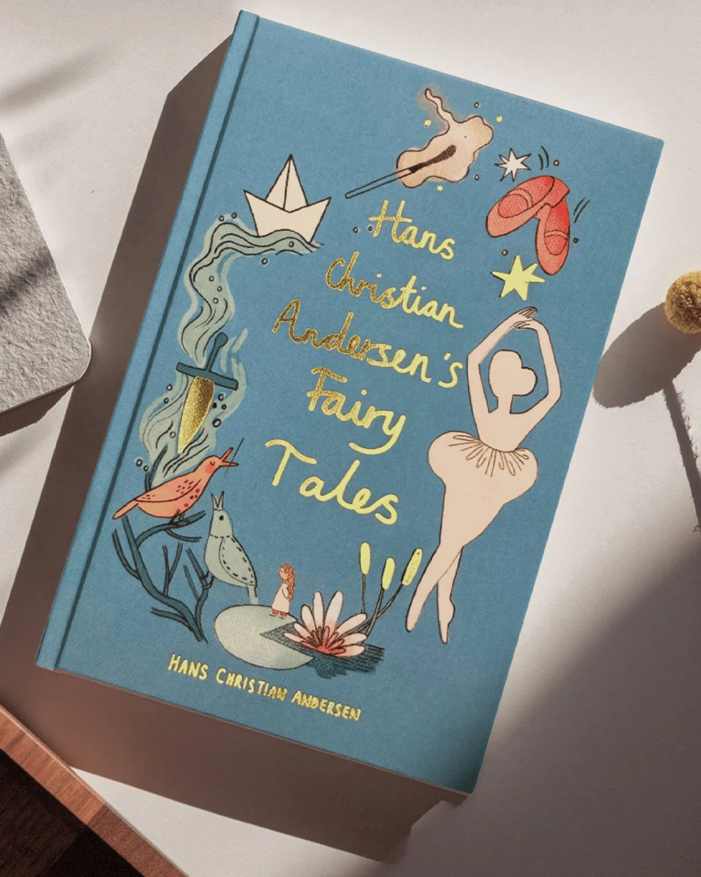 Collectorâs Edition Book - Hans Christian Andersen Fairy Tales