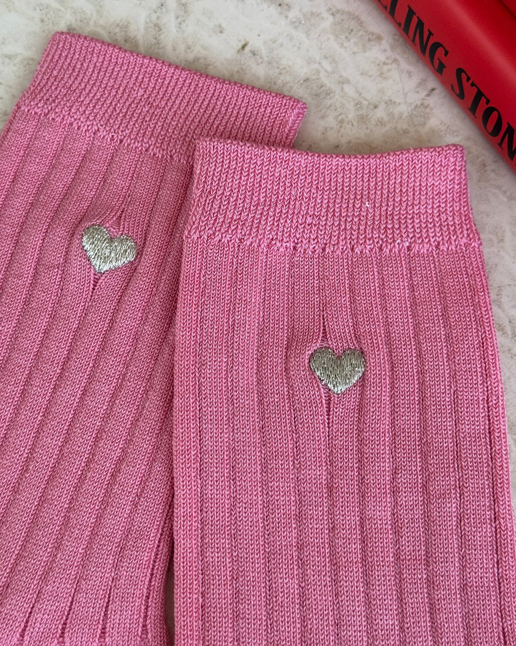 188-embroidered-her-socks-pink-water-heart-1.webp