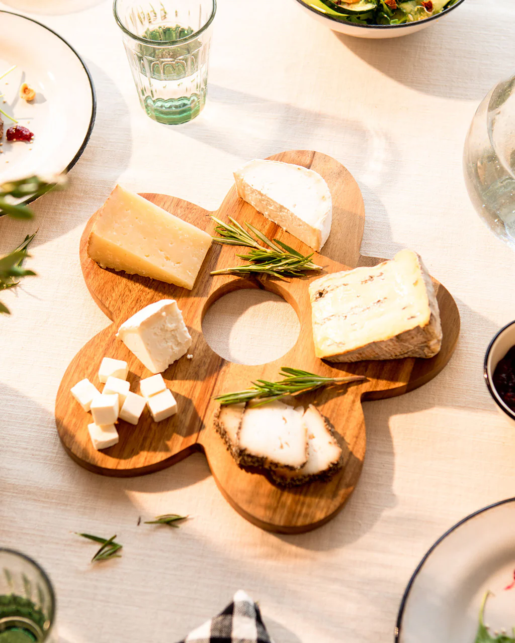 Daisy Serving Board