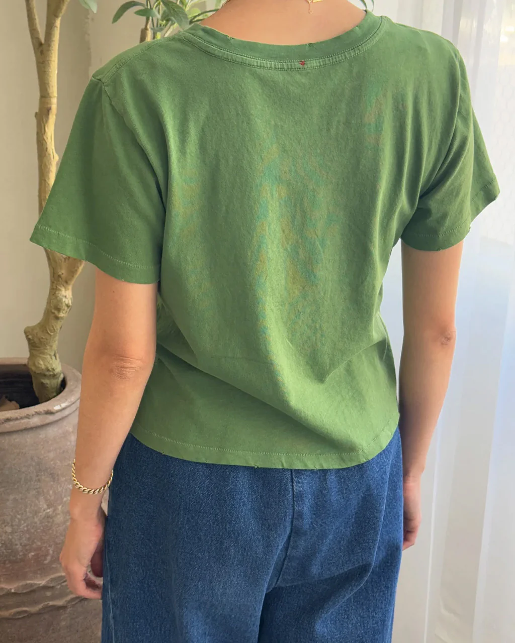 1940-darling-tee-monstera-1.webp