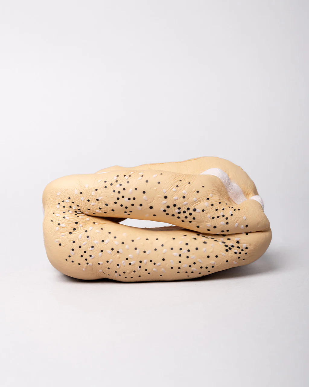 2116-feel-better-de-stress-ball-bagel-1.webp