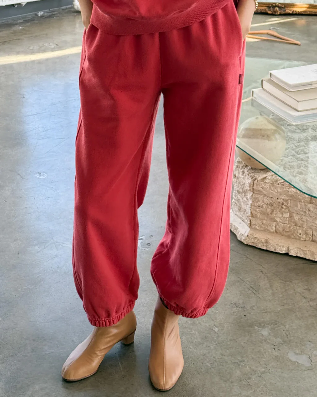 2198-french-terry-balloon-pants-coral-red-1.webp