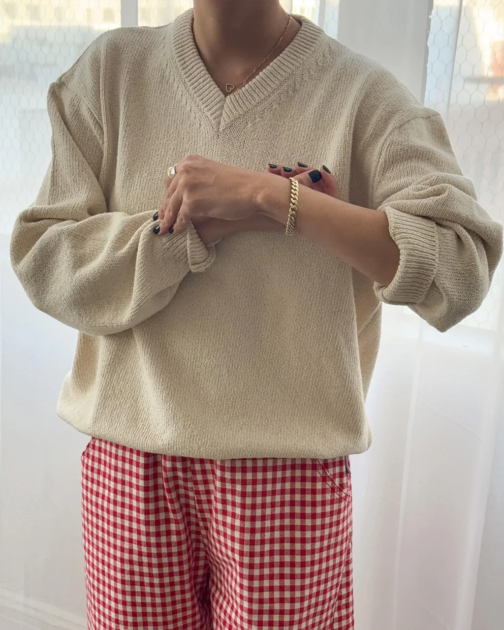 2214-gabby-cotton-v-neck-sweater-naturel-1.webp