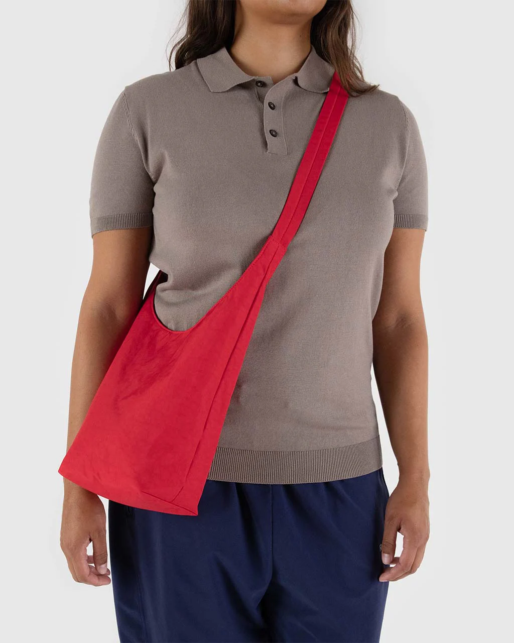 236-small-nylon-sling-bag-candy-apple-1.webp