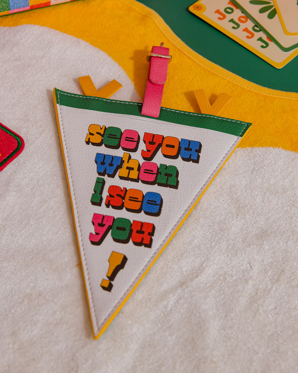 Getaway Shaped Luggage Tag - Pennant
