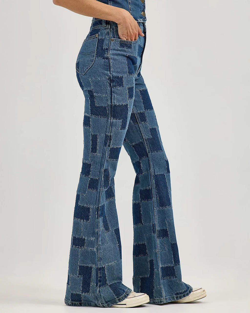 2396-high-rise-patchwork-flare-jeans-traveling-pant-1.webp