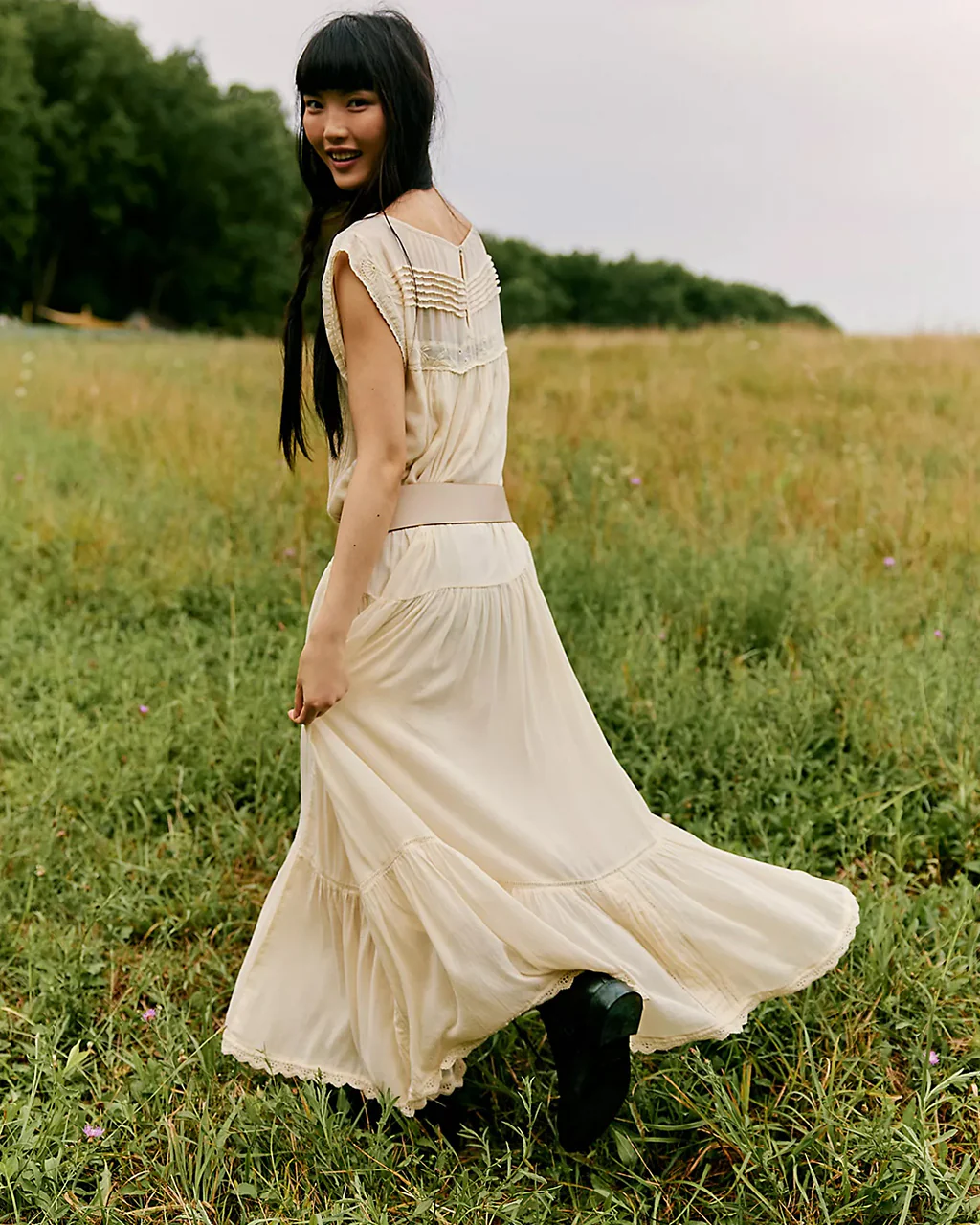 2840-meadows-edge-maxi-dress-tea-1.webp