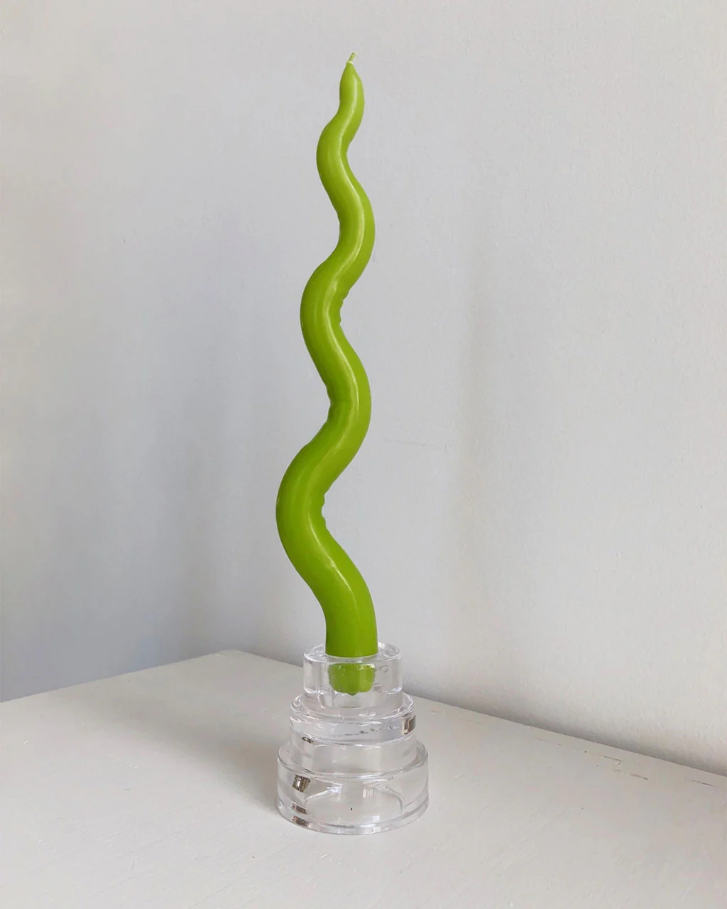 3422-ripple-candle-lime-1.webp