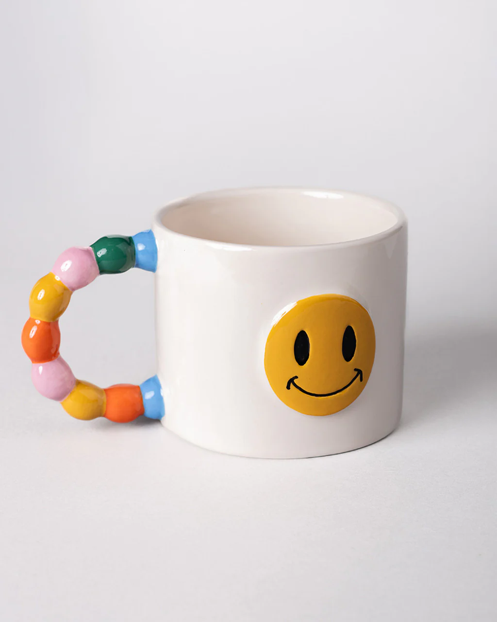 3610-smiley-face-ceramic-mug-1.webp