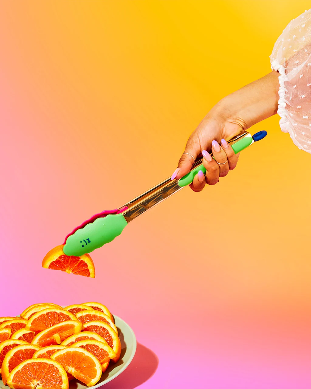 3845-the-tongs-1.webp
