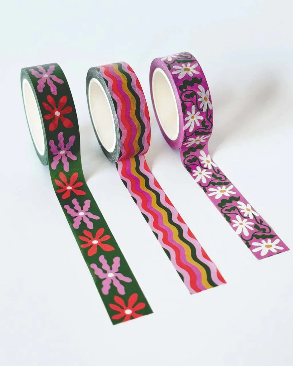 3979-wavy-daisy-washi-tape-1.webp