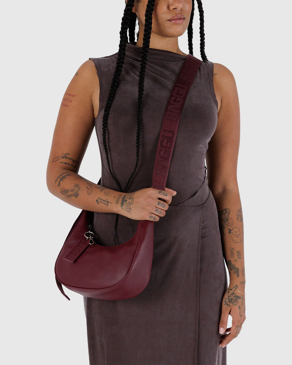 447-small-recycled-leather-crescent-bag-mahogany-1.webp