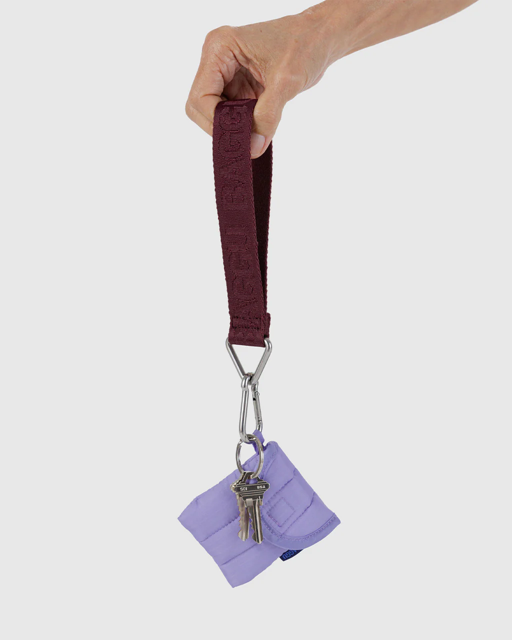 61-logo-keychain-mahogany-1.webp