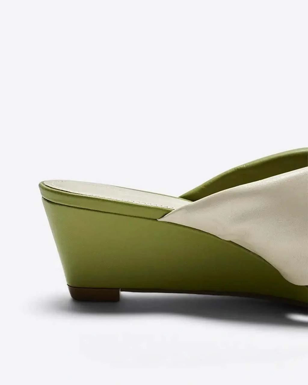 937-bica-wedge-sandal-olive-combo-1.webp